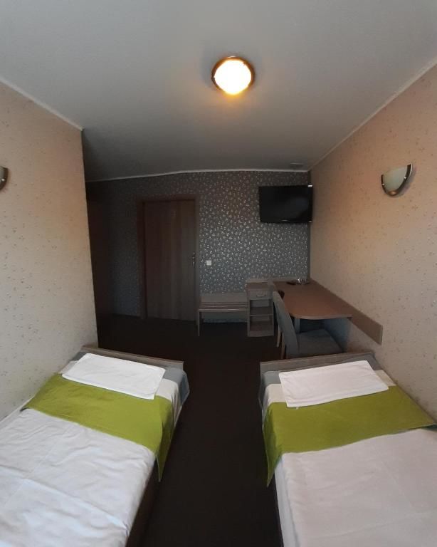 Отели типа «постель и завтрак» Restauracja i hotel Pod Kasztanami Ополе-30