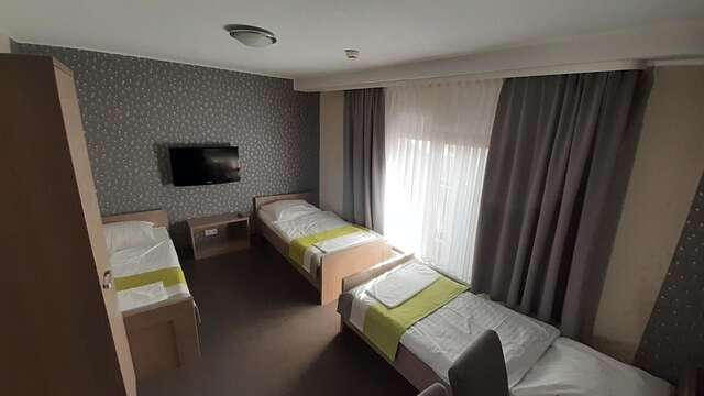 Отели типа «постель и завтрак» Restauracja i hotel Pod Kasztanami Ополе-12